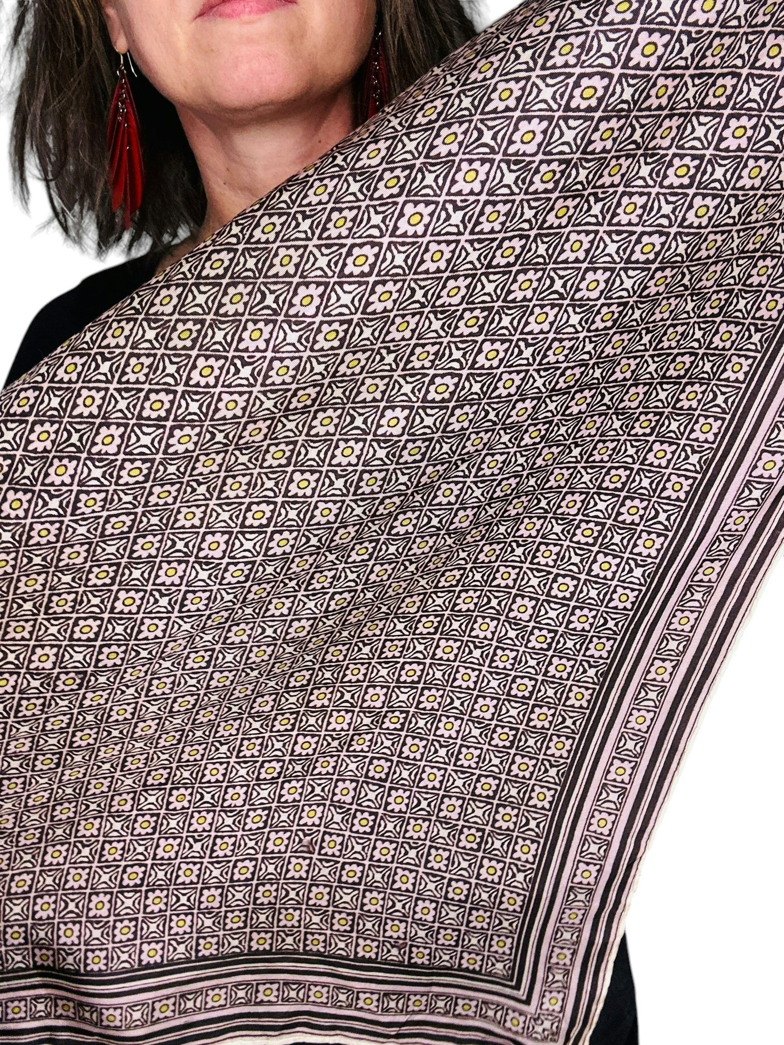 Vintage scarf med blommor i rutor