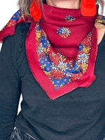 Vintage vinröd scarf med blommor
