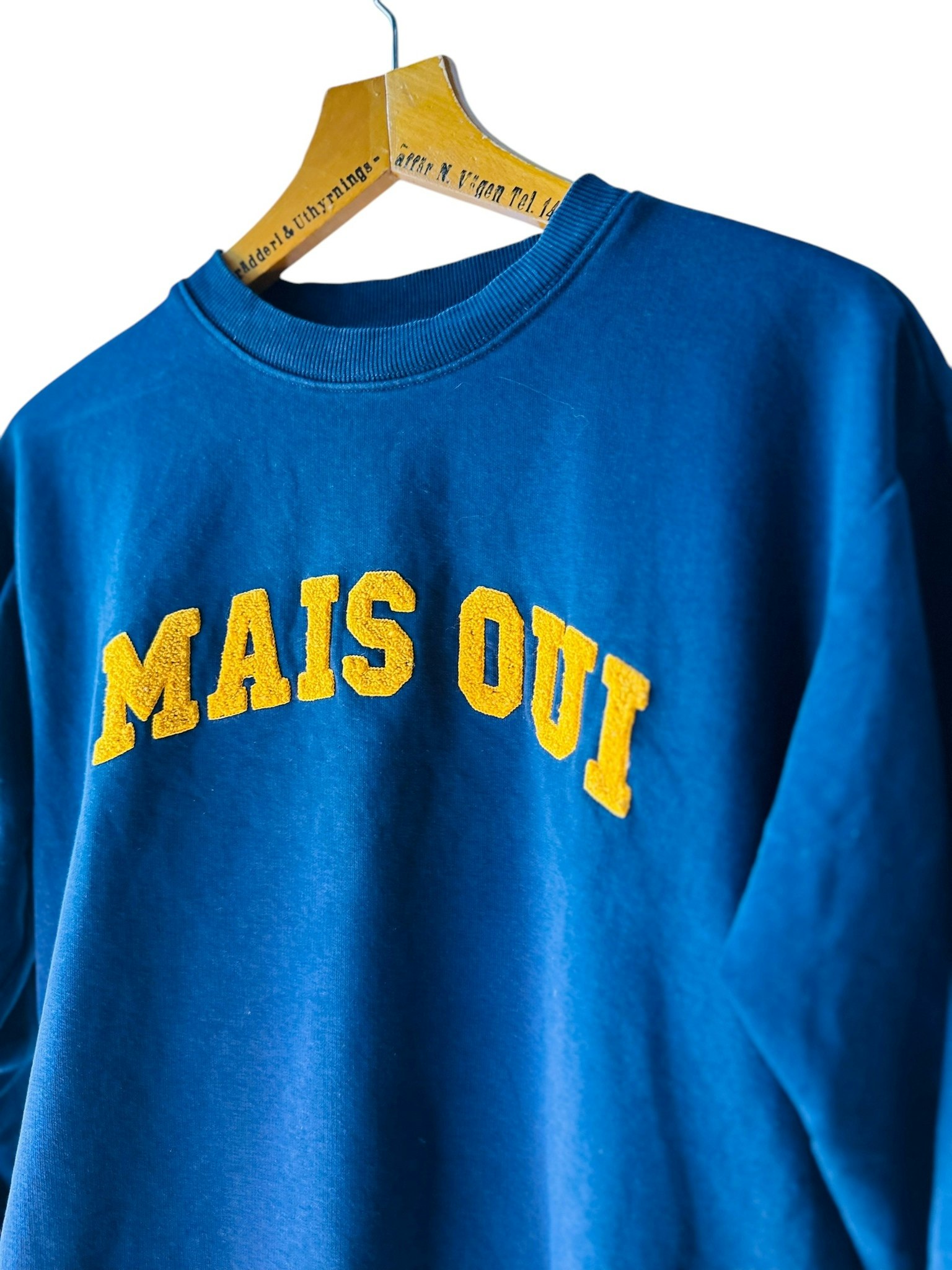 Collegetröja "Mais Oui"