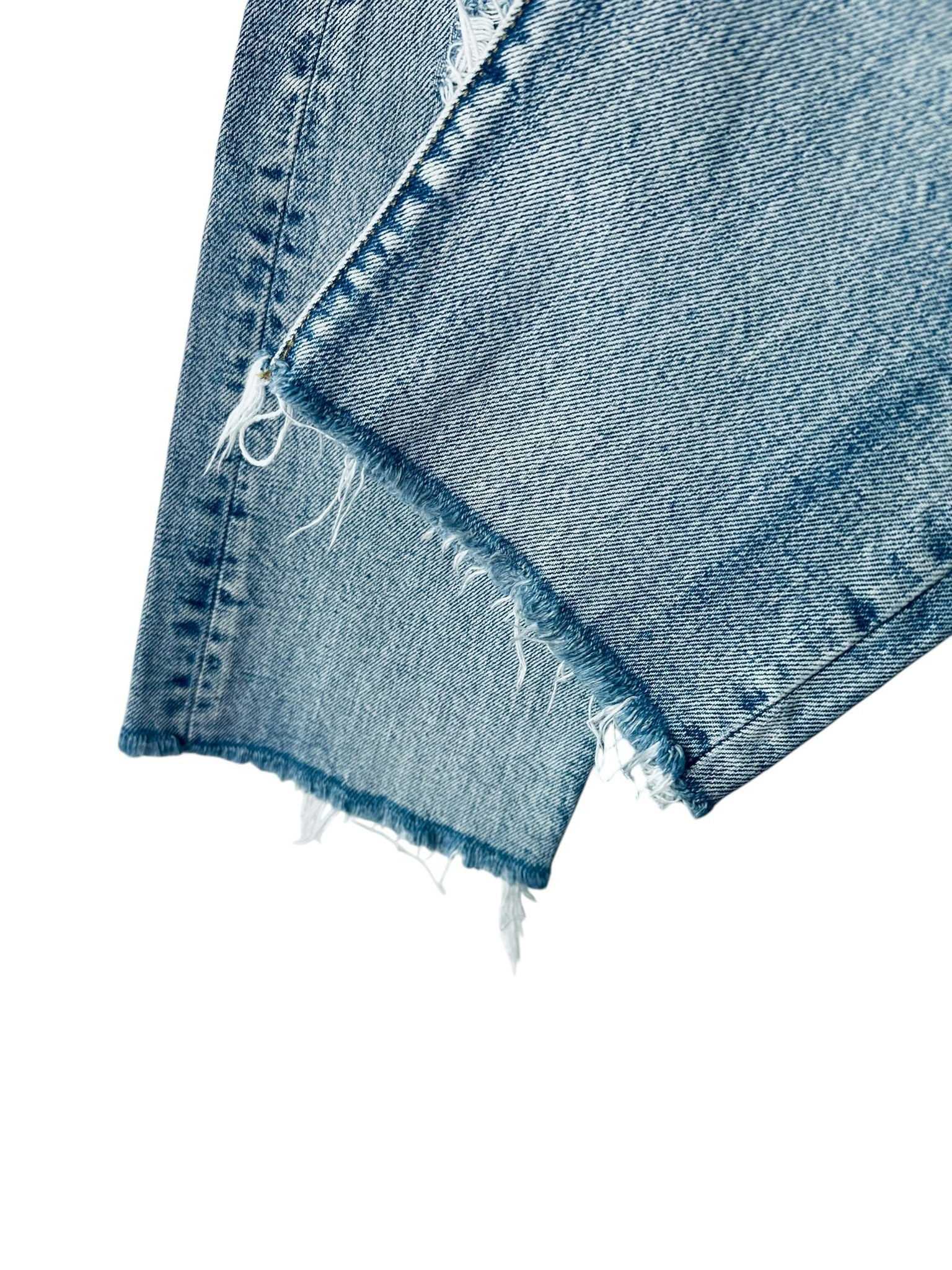 Levi's 28"