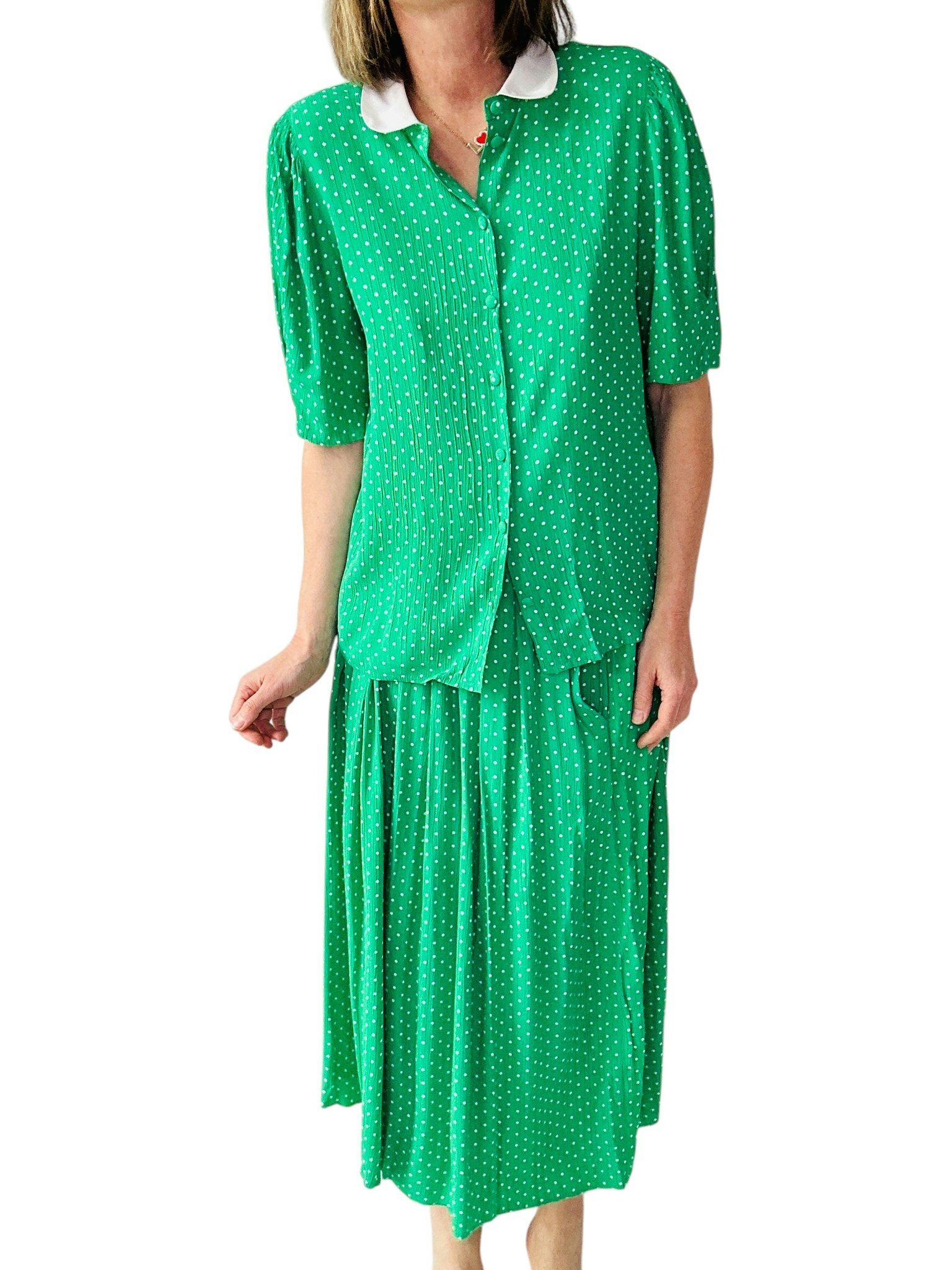 Vintage grön blus med vit krage