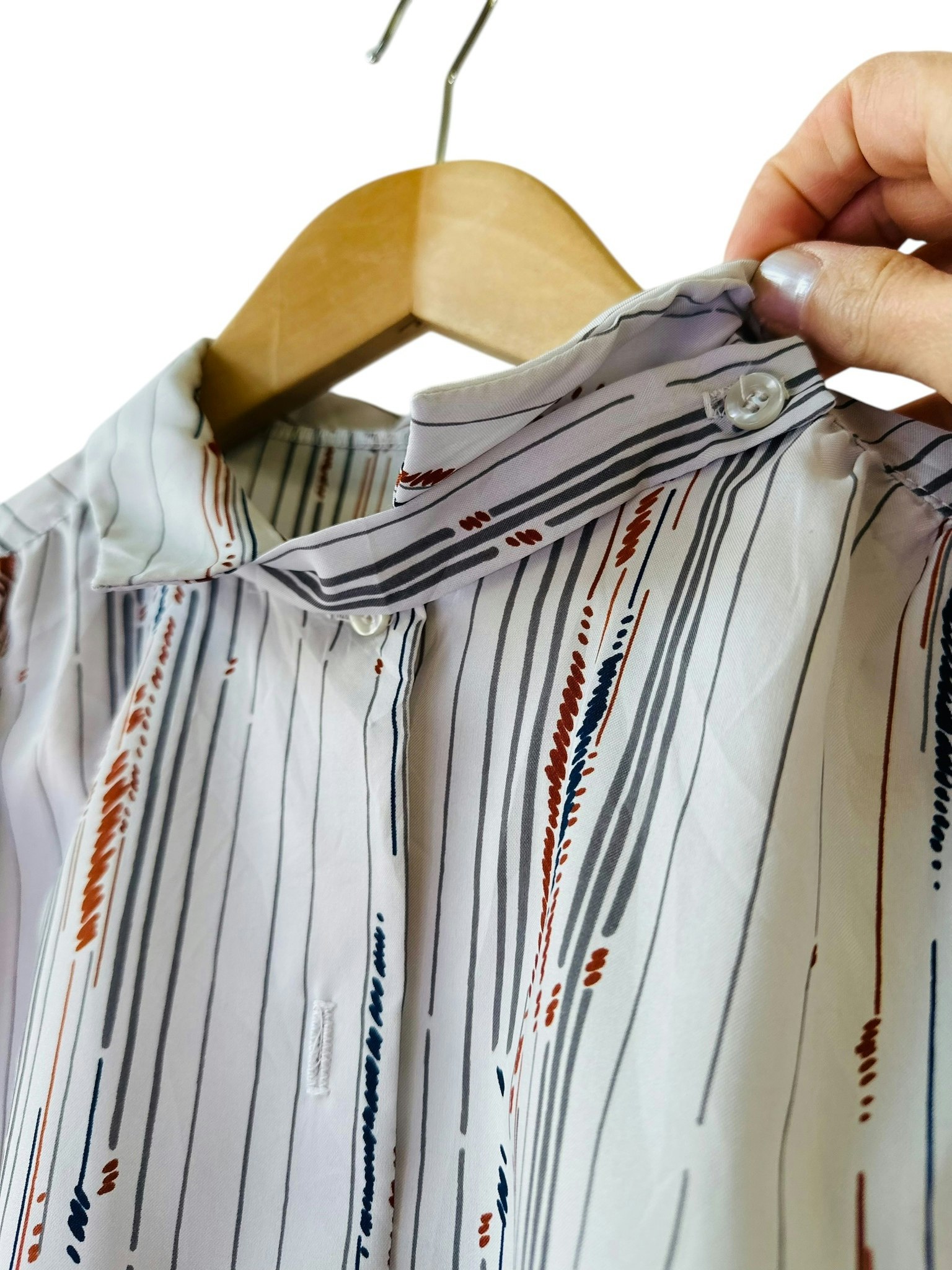 Vintage blus med kul kragdetalj