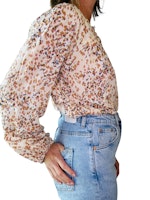 Second Female blus