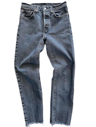 Levi’s 501 26/28 grå avklippta ben