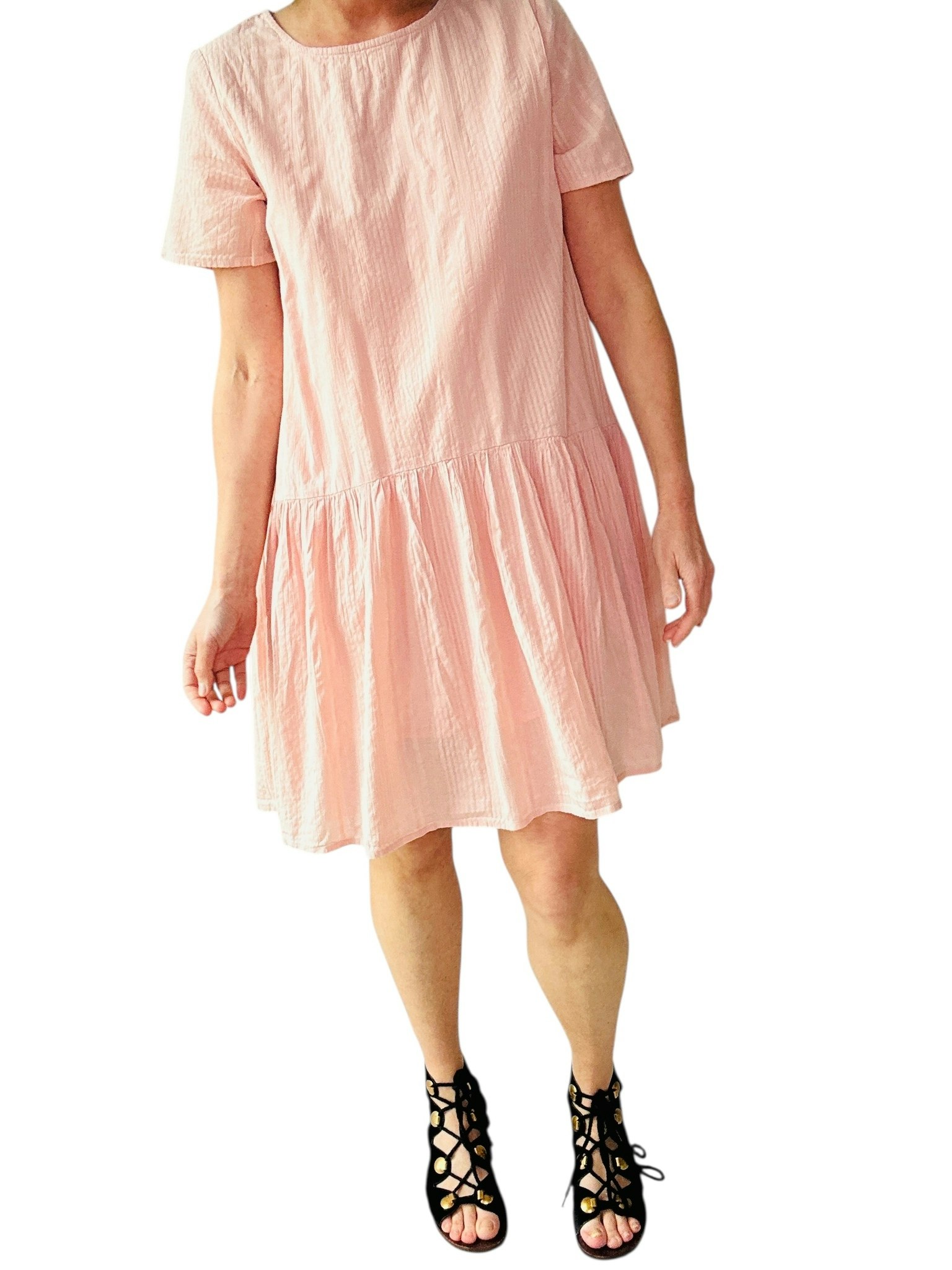 Rosa klänning med volang