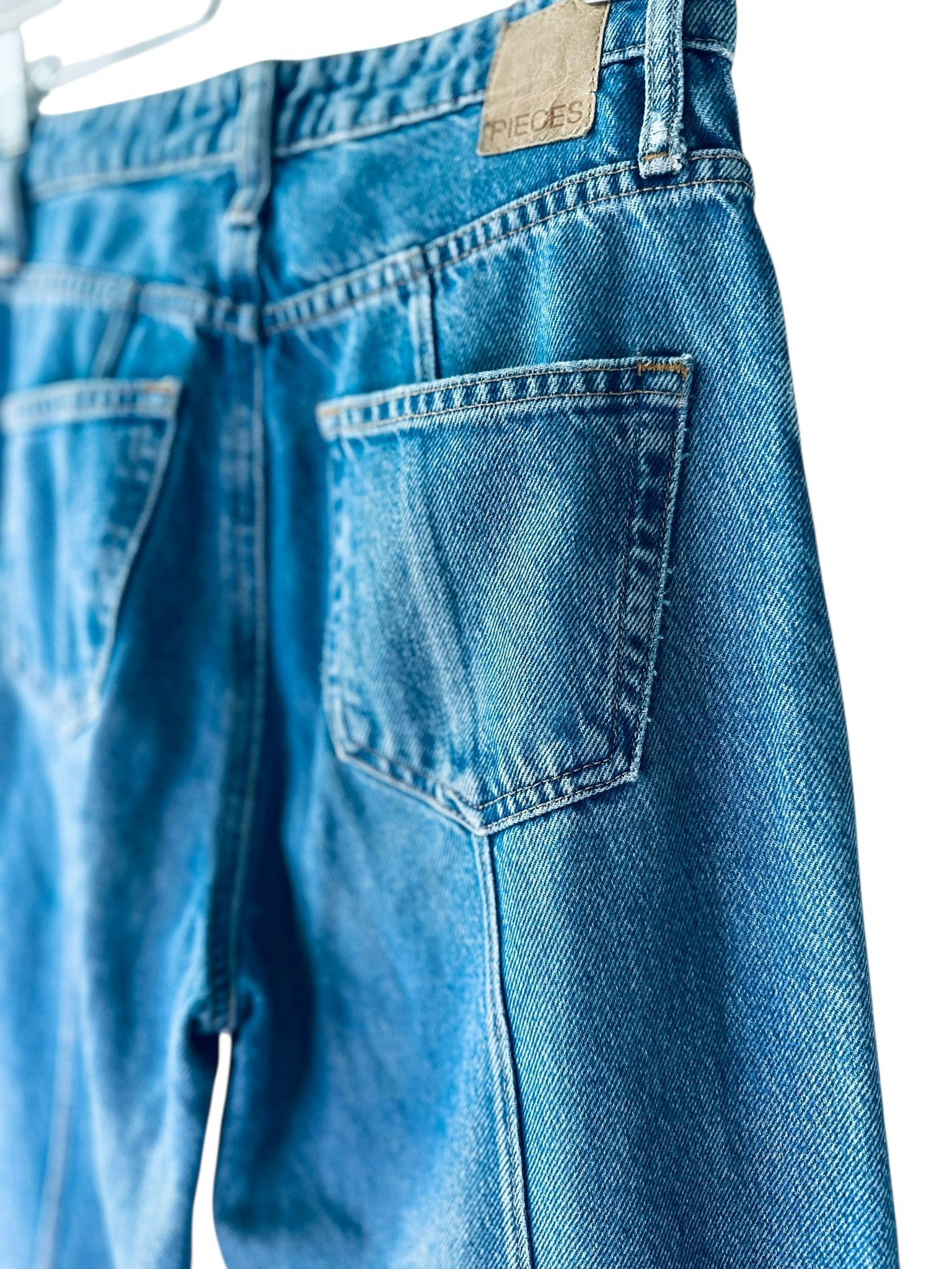 Jeans med söm