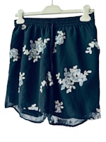 Shorts med paljetter
