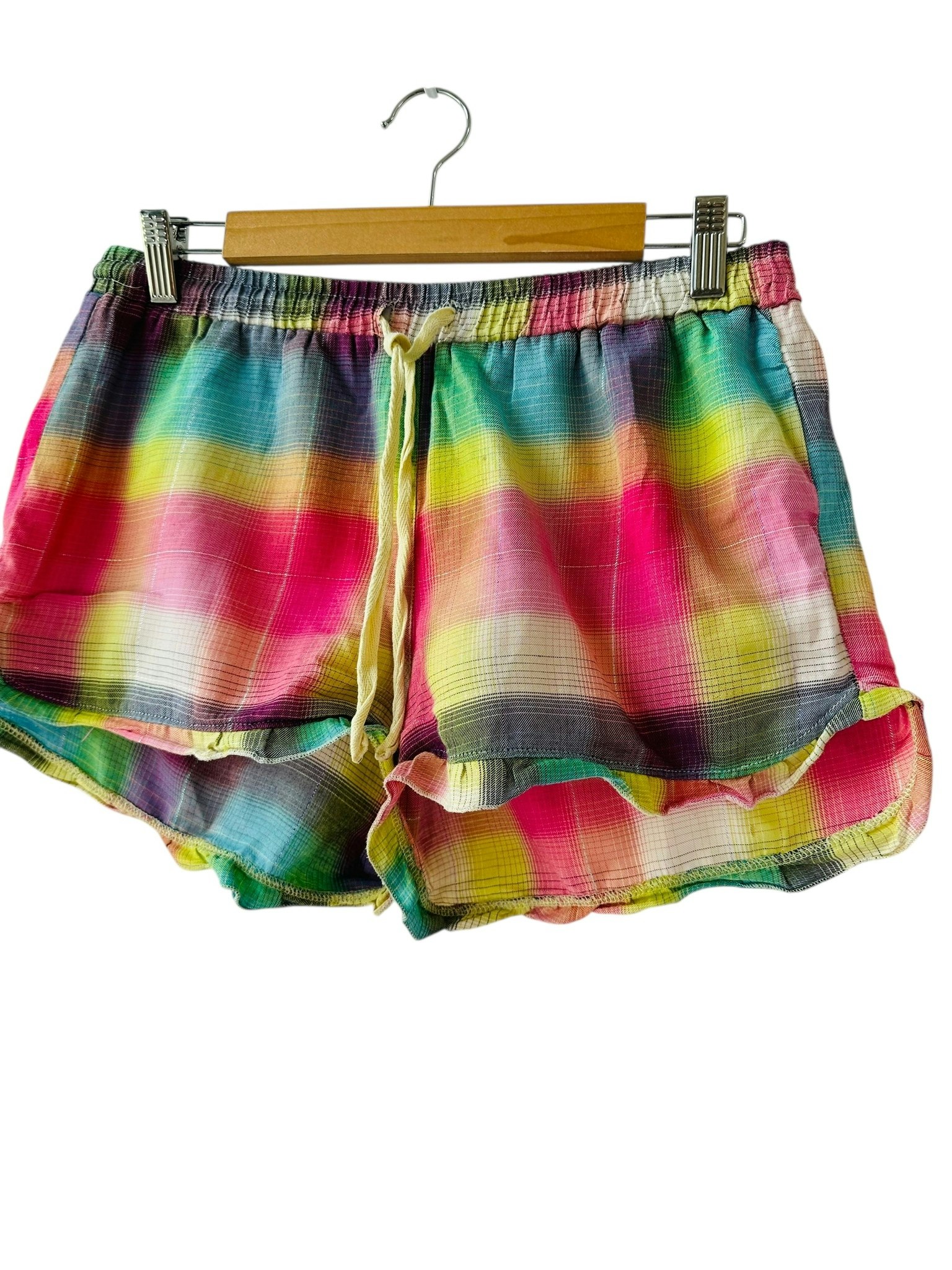Rutiga färgglada shorts