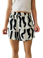 Scampi svart/vita shorts