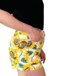 Jeansshorts med solrosor