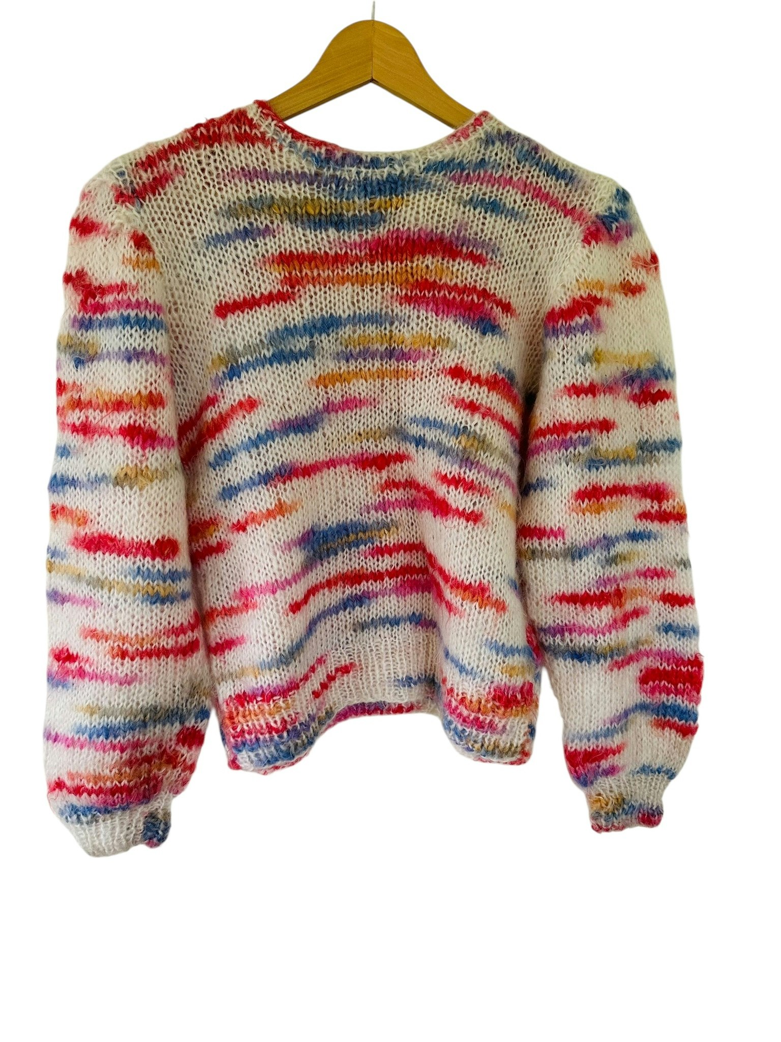 Handstickad fluffig tröja