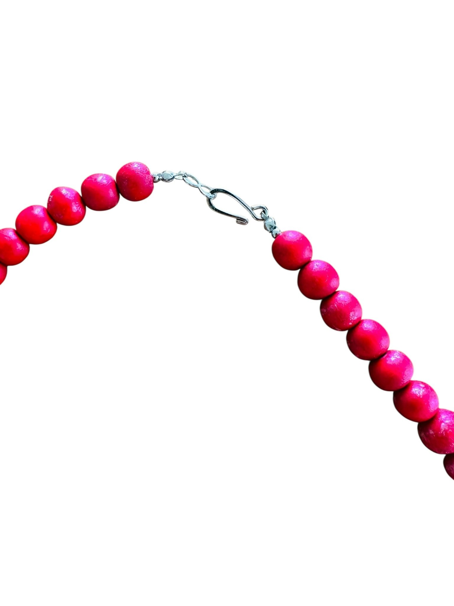 Rött flerradigt halsband