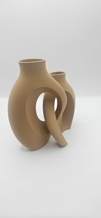 Dubbelvas – modern skulptural design (18 cm)
