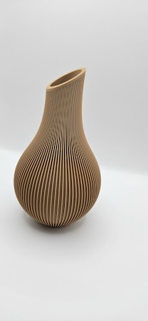 Randig vas – elegant design (18×10 cm)