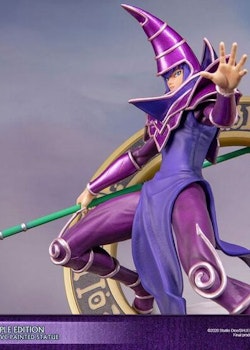 Yu-Gi-Oh! Figure Dark Magician Purple Version (First 4 Figures)