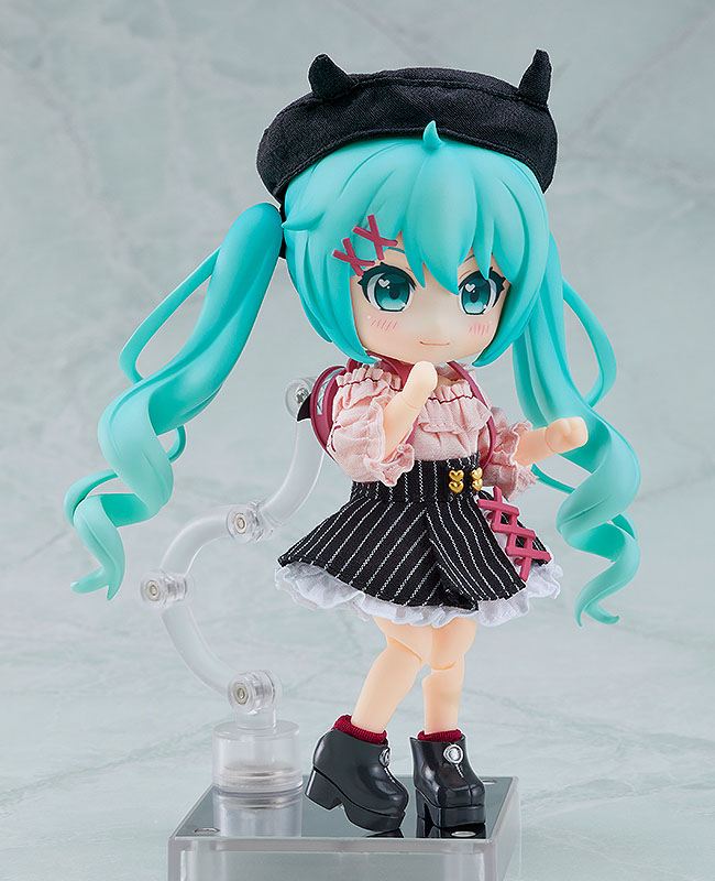 Character Vocal Series 01: Hatsune Mik Nendoroid Doll Action Figure Hatsune Miku: Date Outfit Ver. (Good Smile Company)