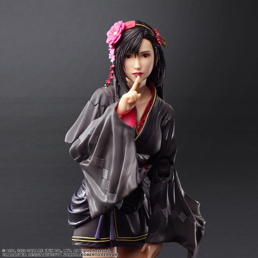 Final Fantasy VII Remake Play Arts Kai Action Figure Tifa Lockhart Exotic Dress Ver. (Square Enix)