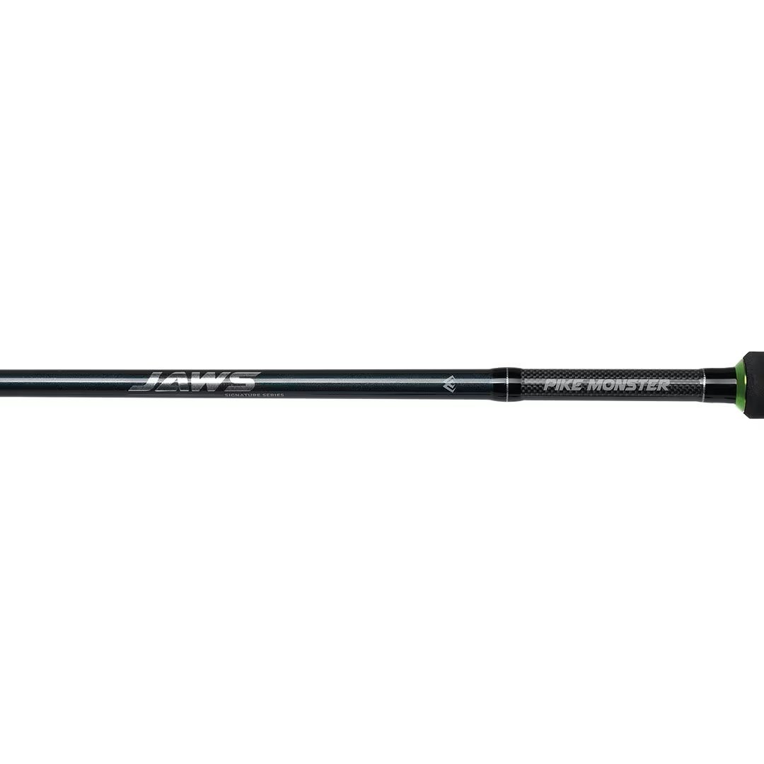 Mikado Jaws Pike Monster 245 c.w. 30-85g (2 sec.)