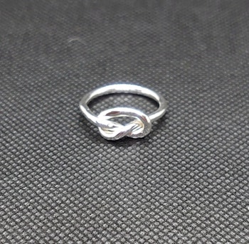 Ring Kärleksknut