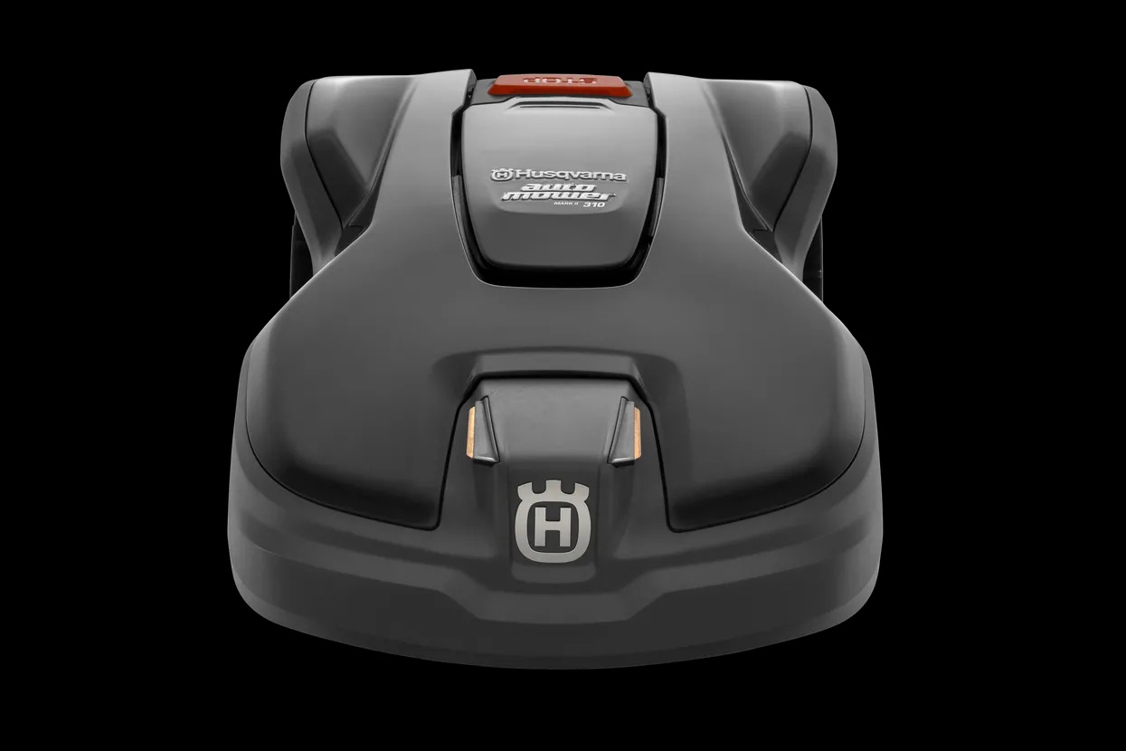HUSQVARNA AUTOMOWER® 310 Mark II med installationsmaterial
