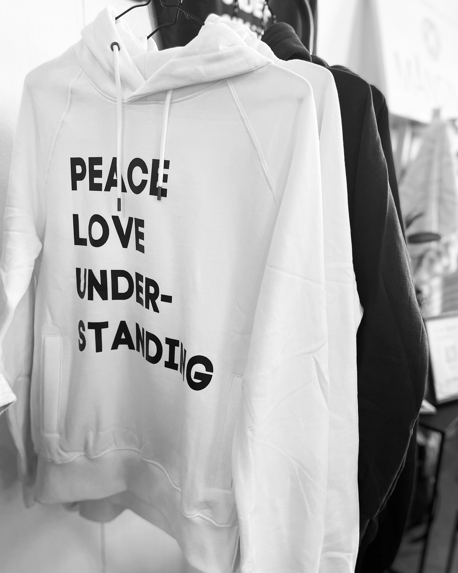 PEACE - HOODIE - OFF WHITE