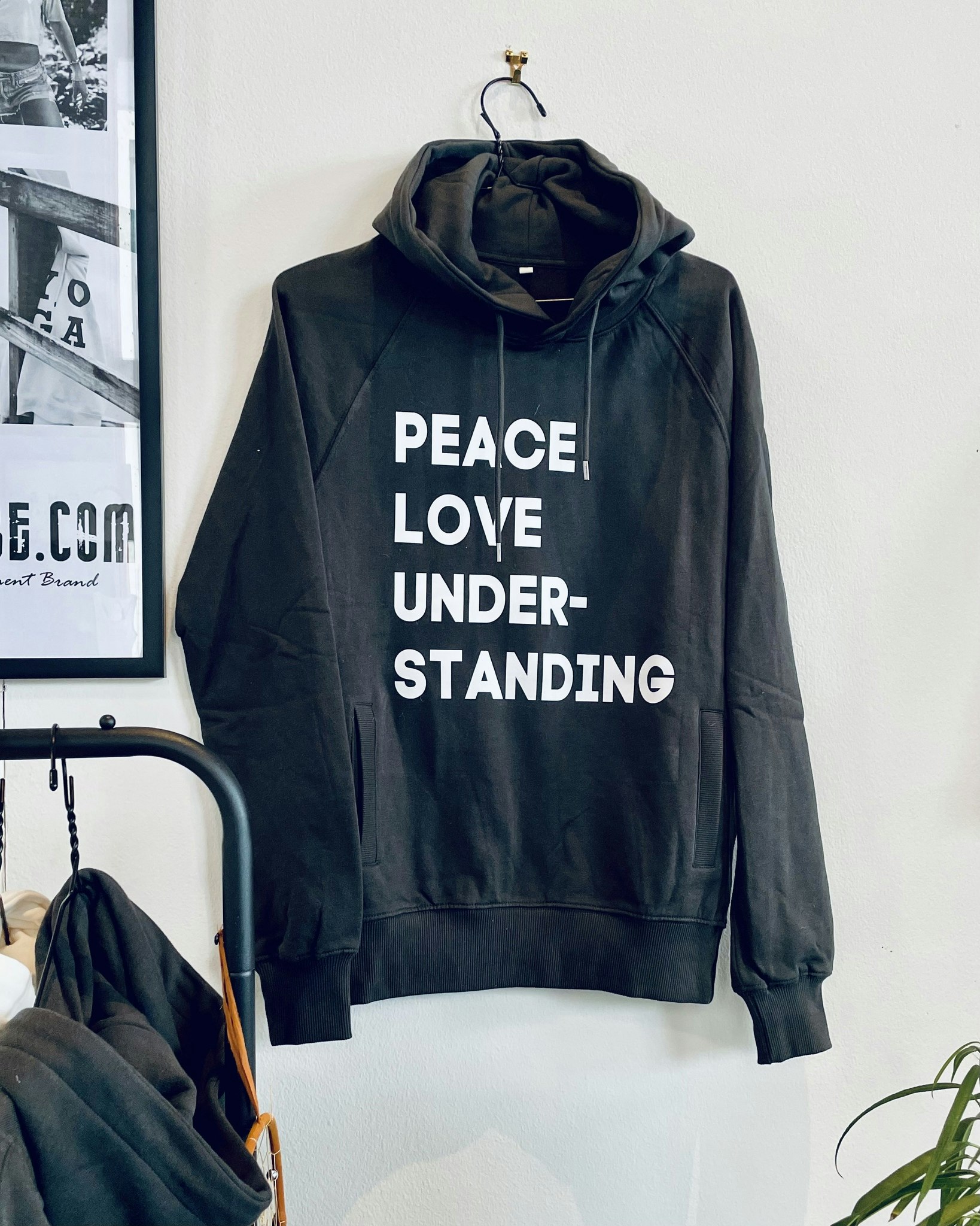 PEACE - HOODIE - STONE WASHED BLACK