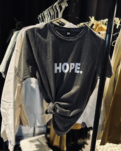 HOPE - UNISEX TEE - STONE WASHED GREYISH