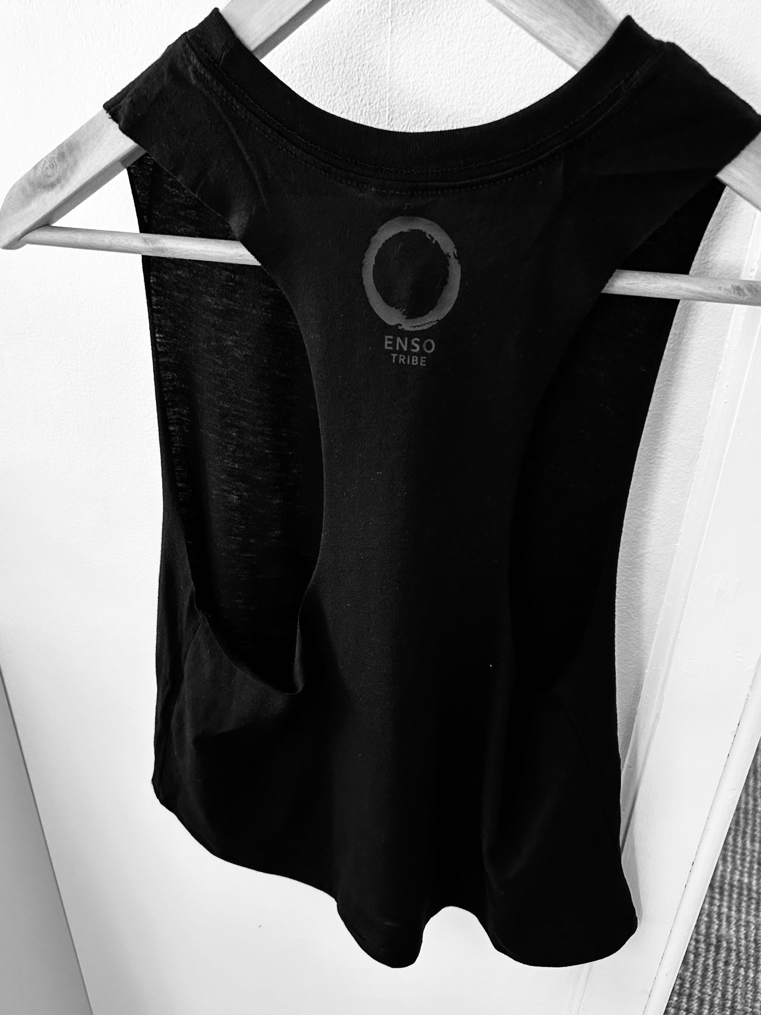 YIN YANG - TANK - BLACK