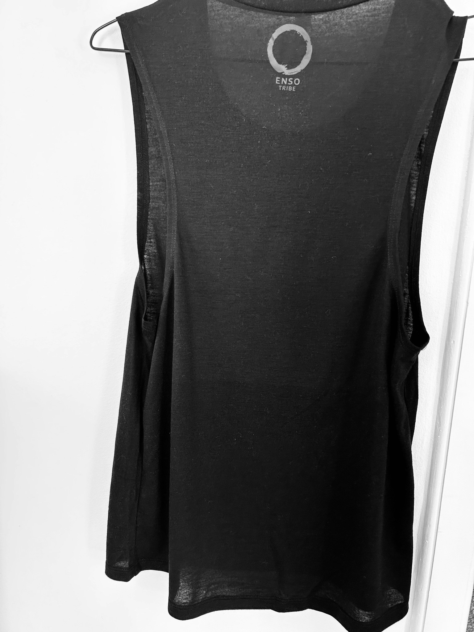 BREATHE - TANK - BLACK