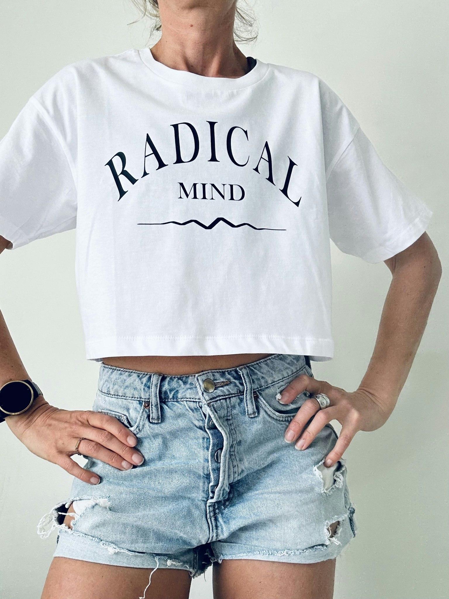RADICAL MIND - CROPPED T-SHIRT - WHITE