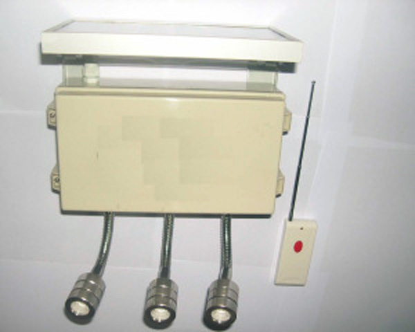 Åtelbelysning med 3 lampor HA-16