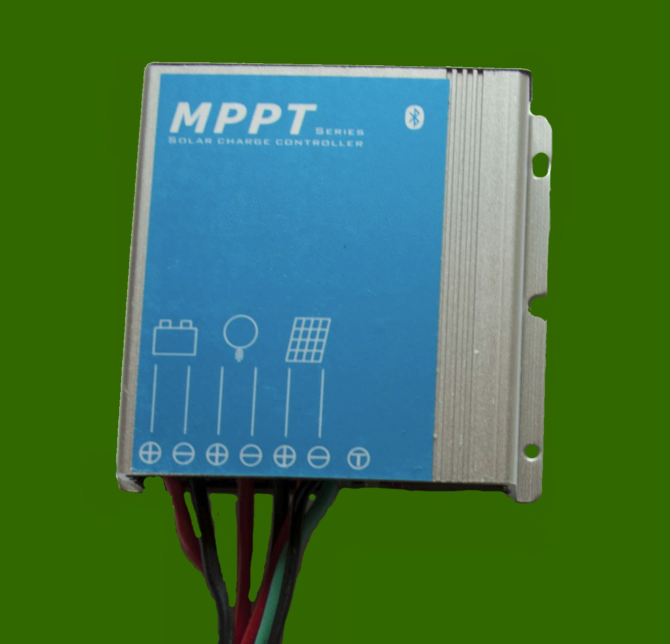 Smart-MPPT-regulator med Bluetooth-kommunikation