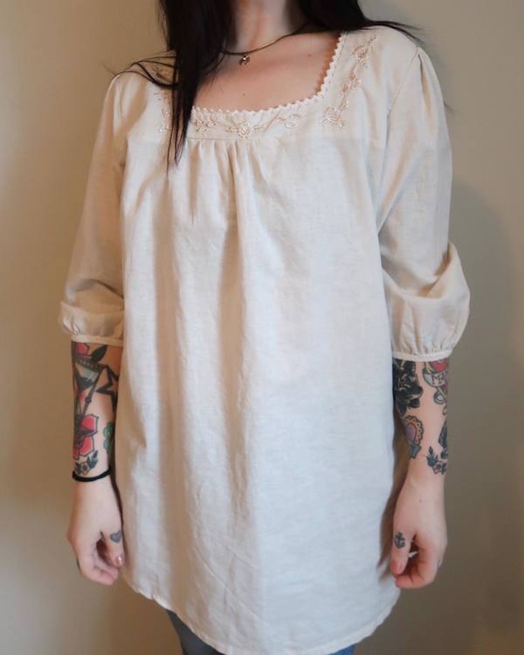 Beige tunnika