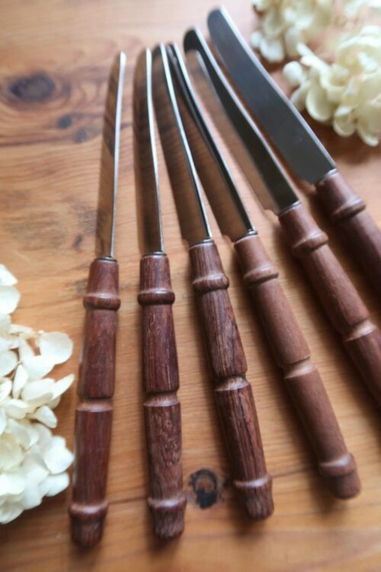 Sex knivar i trä & rostfritt stål