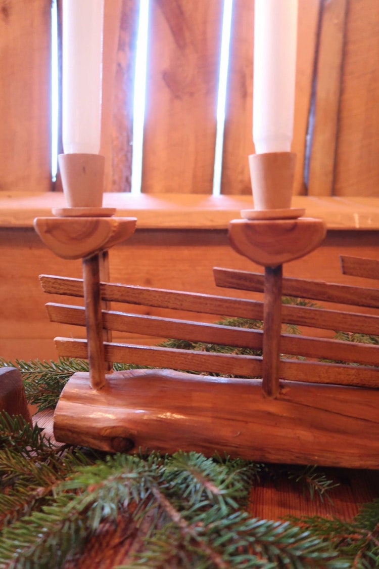 Adventsljusstake i trä gärdesgård