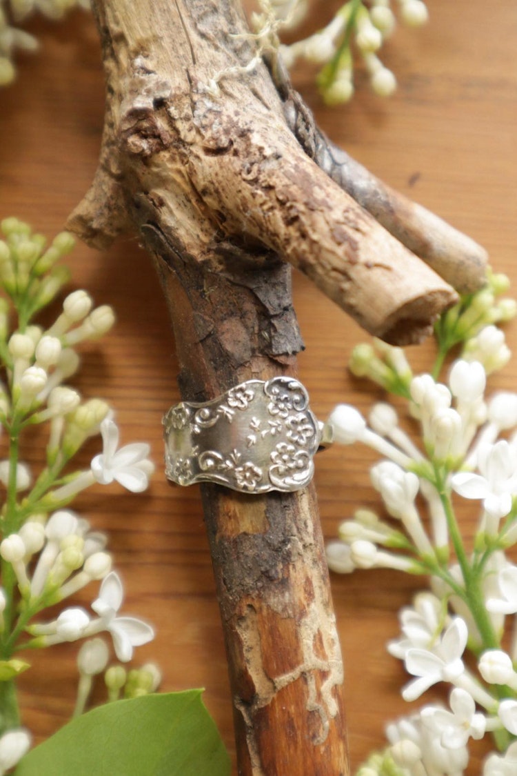 27. Storlek 21, 61 mm. Nysilver