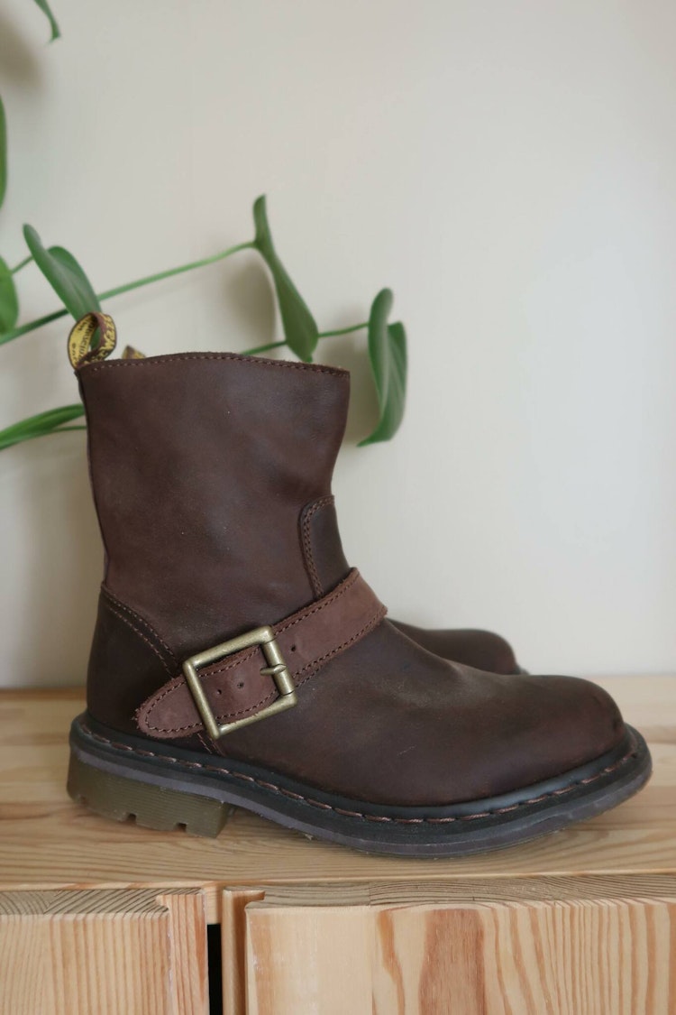 Bruna Dr Martens Boots storlek 39
