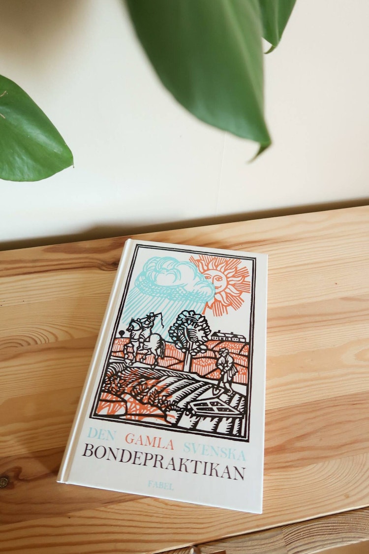 Bok Den Gamla Svenska Bondepraktikan