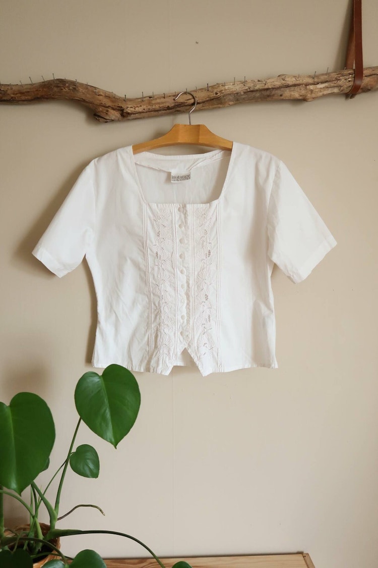 Vit vintageblus