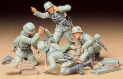 German Infantry Mortar Team, 1/35