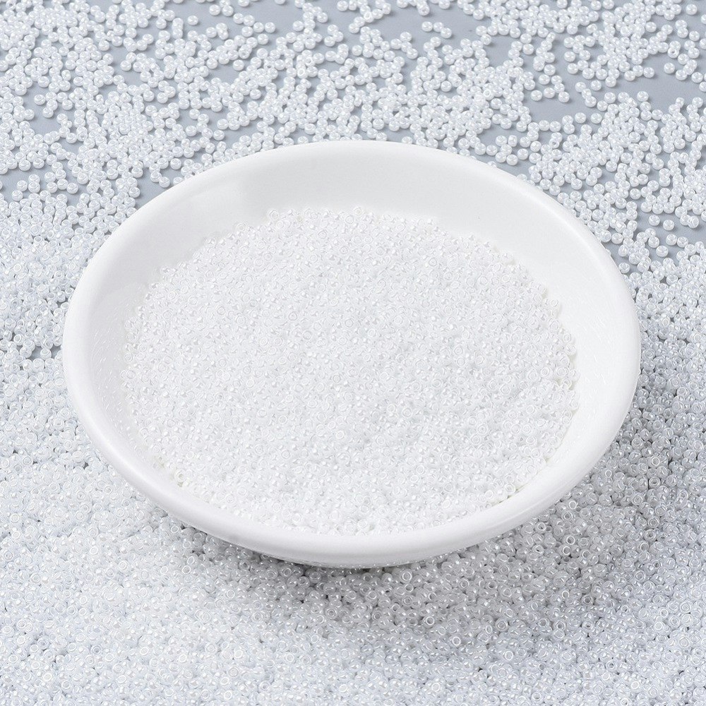 MIYUKI, Japanese Seed Beads, Round, 11/0, White Pearl Ceylon