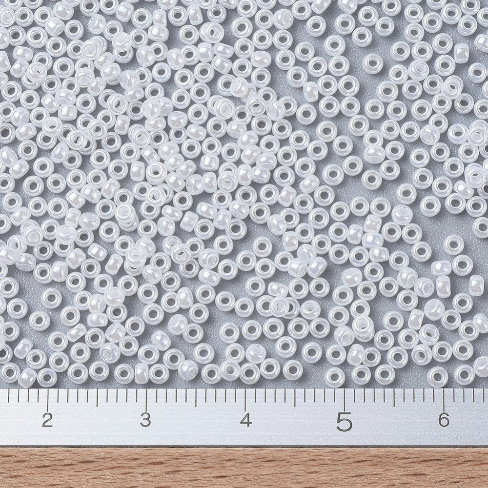 MIYUKI, Japanese Seed Beads, Round, 11/0, White Pearl Ceylon