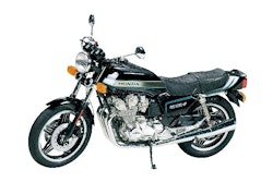 HONDA CB750F, 1/6