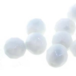 Tjeckiska Firepolish, 4mm, Chalk
