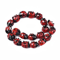 Lampwork, Glaspärlor, Nyckelpiga, ca 20st