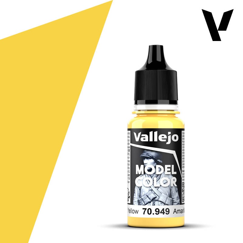 Vallejo Light Yellow, 18mm, No 24