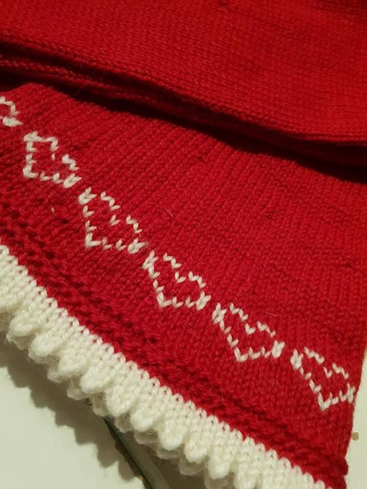 Mønster på barnekjolen : YNWA
