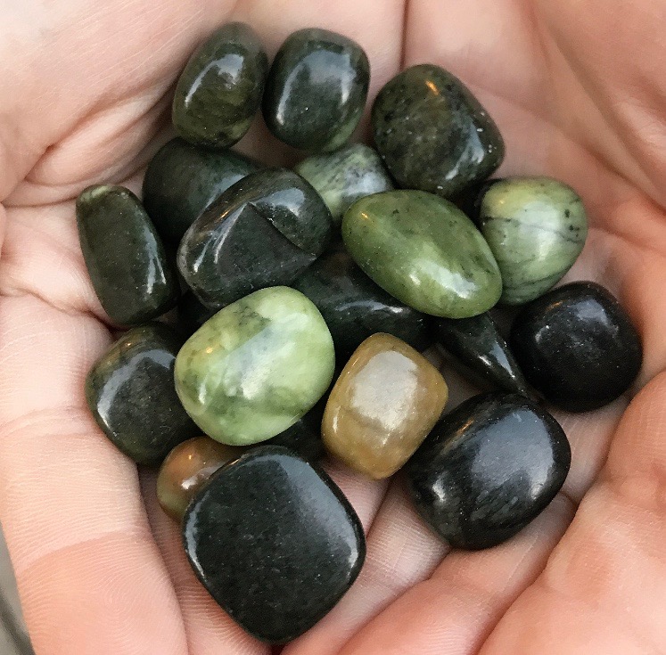 Jade grön | Tumlad sten