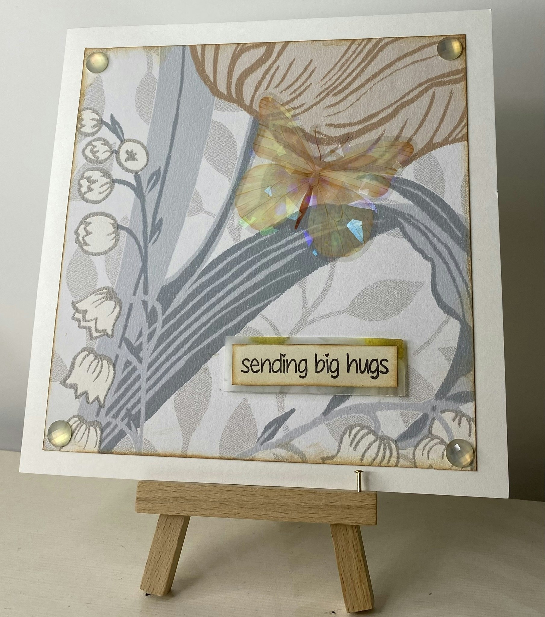 Sending big hugs - Beige butterfly