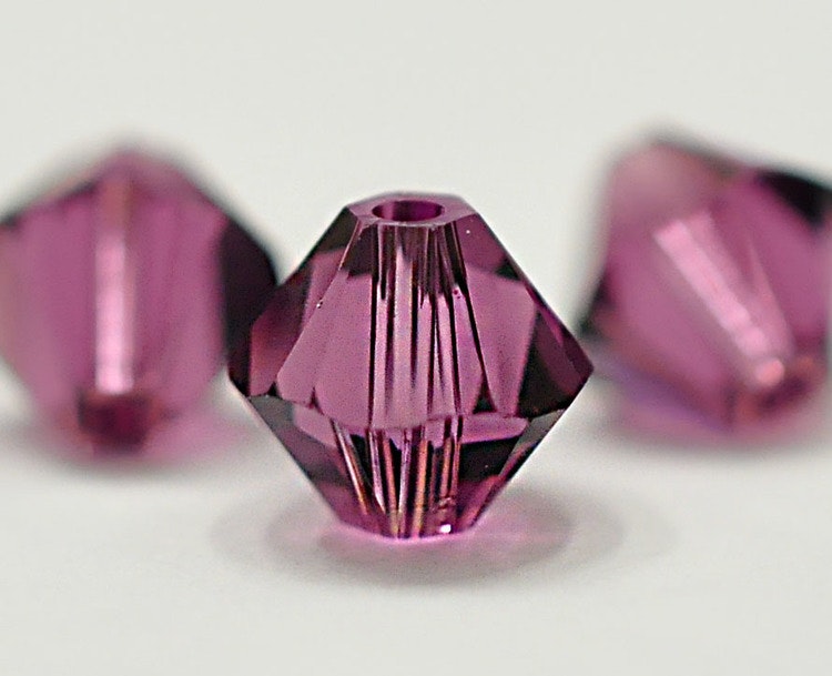 Swarovski 6 mm bicone mörklila, 1 st